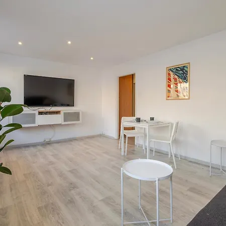 6 Appartement *